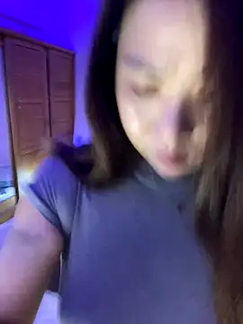 jiajia1060 online show from September 22, 2025, 12:34 am