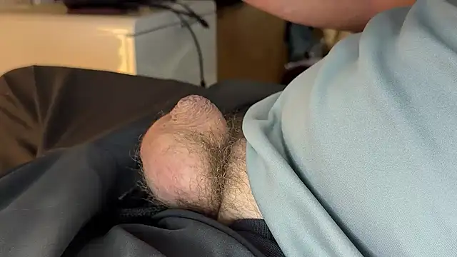 Snapshot of hornysmallcockgermany chatting on November 19, 2025, 12:05 pm hornysmallcockgermany online show from November 19, 2025, 12:05 pm