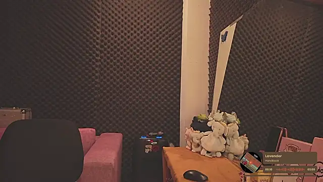 gigifontaine   online show from October 7, 2025, 8:39 pm