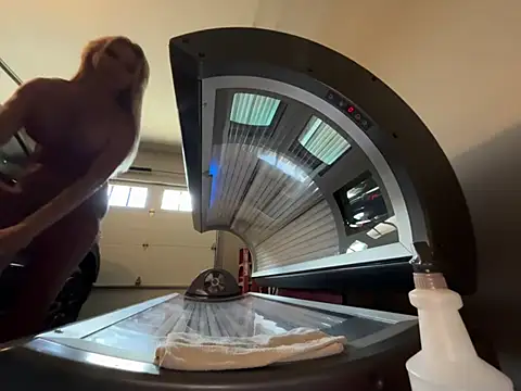 chanelstjames online show from April 1, 2026, 5:10 pm