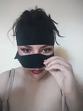 Diva watine online show from October 28, 2025, 2:42 pm