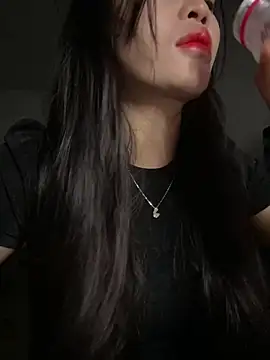 Lissa xinh09 online show from October 18, 2025, 12:50 pm