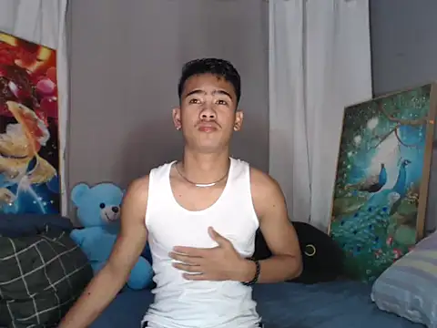 xx topless online show from October 22, 2025, 5:45 pm