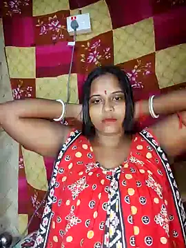 Hot-Show2 online show from September 14, 2025, 4:39 pm