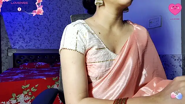 Snapshot of snow_white123 chatting on May 23, 2026, 9:19 pm snow white123 online show from May 23, 2026, 9:19 pm