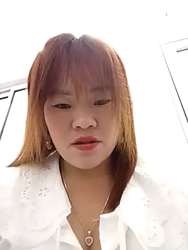 sukabae00 online show from November 15, 2025, 2:13 pm