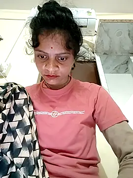 Snapshot of Sonam_dhakad chatting on November 30, 2025, 9:30 pm Sonam dhakad online show from November 30, 2025, 9:30 pm