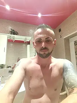 papichulo0099 online show from September 10, 2025, 6:41 pm