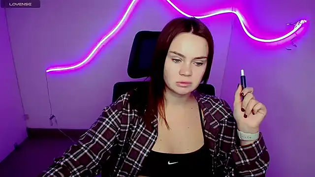 Bonny Candy online show from September 15, 2025, 5:51 am