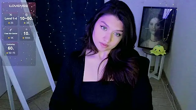 Snapshot of Sandra_Curly chatting on May 8, 2026, 12:54 pm Sandra Curly online show from May 8, 2026, 12:54 pm