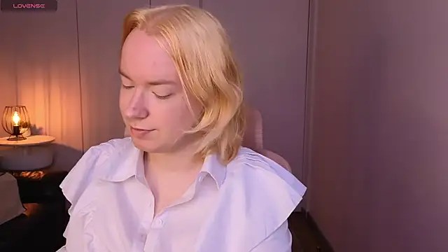 Amanda Butlerr online show from May 29, 2026, 2:15 pm