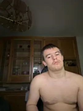 pussyhunter323557 online show from February 13, 2026, 7:32 pm