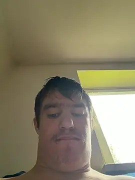 pussyhunter323557 online show from May 5, 2026, 3:20 pm