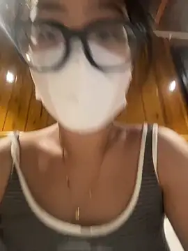 bunny b4nny online show from September 19, 2025, 7:43 am