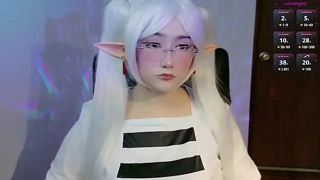 Livelle69 online show from November 8, 2025, 3:18 am