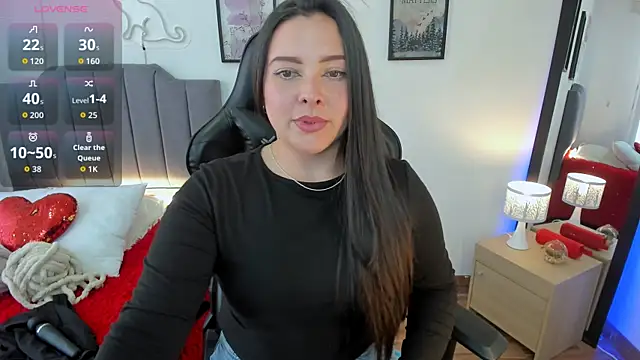 Snapshot of amaia_monet chatting on February 9, 2026, 7:18 pm amaia monet online show from February 9, 2026, 7:18 pm