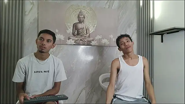 BEAUTY BOYS1 online show from March 30, 2026, 1:45 pm