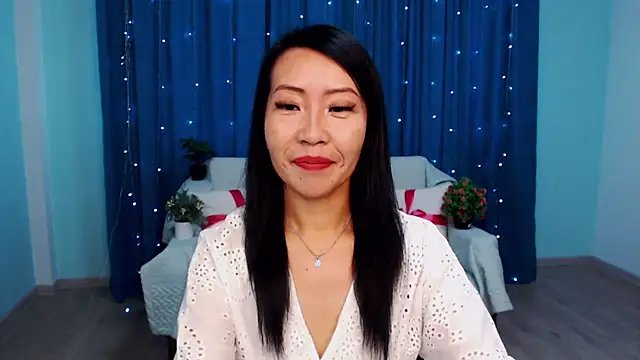 LiaPak online show from September 22, 2025, 12:01 am