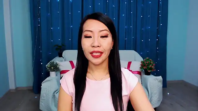 LiaPak online show from November 4, 2025, 1:05 am