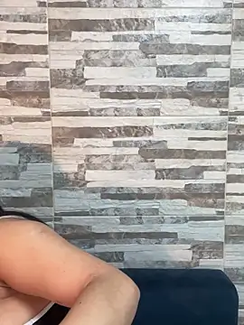 BrendaCrean online show from March 13, 2025, 12:13 pm