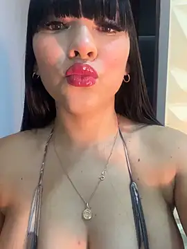 BrendaCrean online show from September 26, 2025, 11:47 am