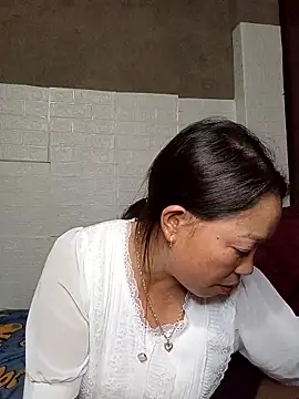  Helala  online show from October 5, 2025, 2:48 pm