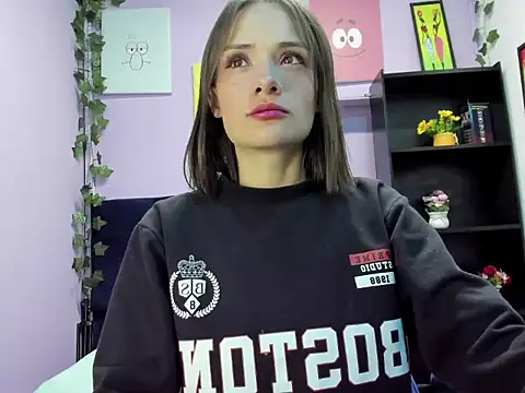 Snapshot of Tammy_Thompson_ chatting on October 22, 2025, 1:44 pm Tammy Thompson online show from October 22, 2025, 1:44 pm