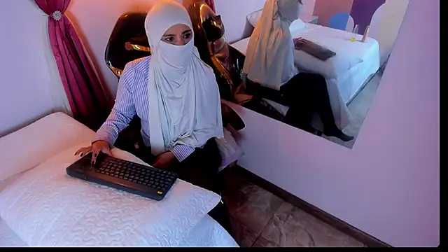 DaliaRahal online show from March 7, 2026, 1:41 pm