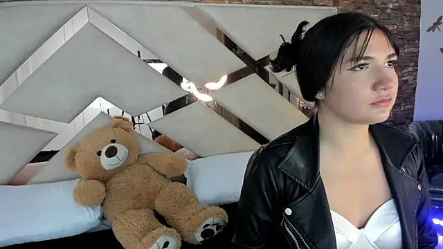 Valery Brand online show from September 11, 2025, 11:43 am