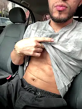 Thiago Hill online show from September 18, 2025, 7:16 pm