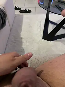 julienCr7 online show from March 26, 2026, 6:24 pm