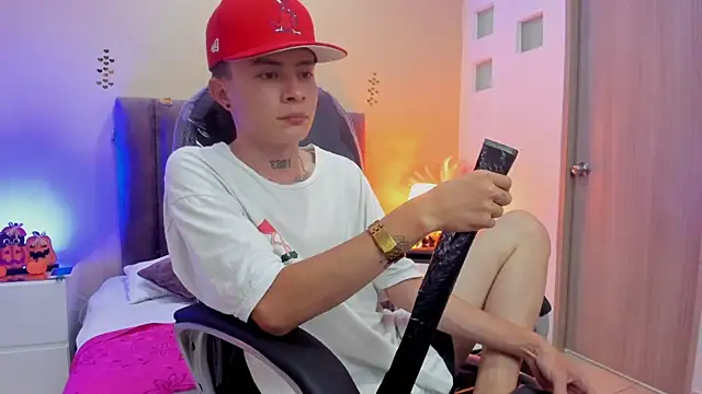 Nascary Fox online show from October 25, 2025, 8:03 pm