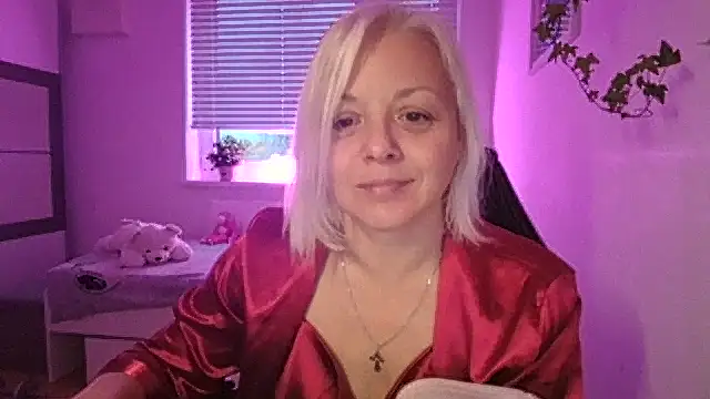 Linsy Kim online show from December 5, 2025, 6:55 am