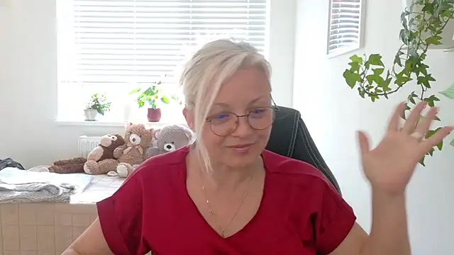 Linsy Kim online show from March 19, 2026, 2:32 pm