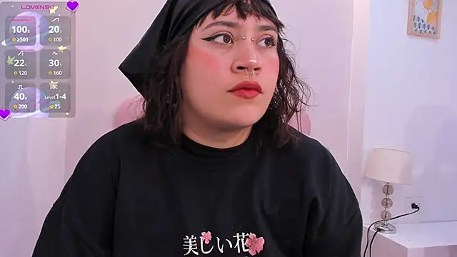 mia yeager online show from October 12, 2025, 3:49 am