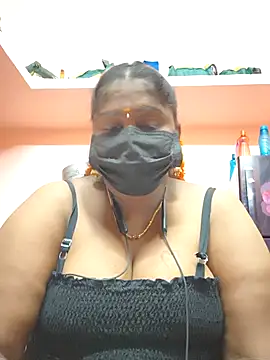 bakyasree143 online show from September 21, 2025, 4:41 pm