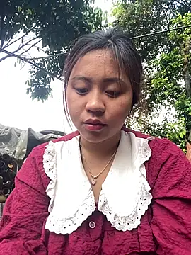 maianhcute online show from April 20, 2026, 12:57 am