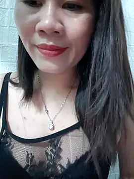 Singlemom69x online show from November 23, 2025, 1:38 am