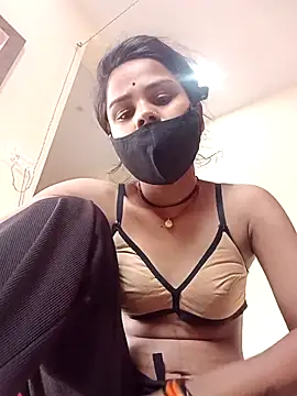 Radhika Lovely online show from May 31, 2026, 1:14 am