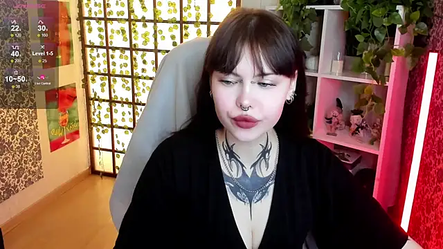 Morana Batt online show from October 23, 2025, 2:22 am