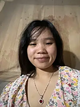 Ngoc-bbi online show from November 12, 2025, 4:07 pm