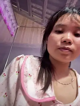Ngoc-bbi online show from May 23, 2026, 6:29 am