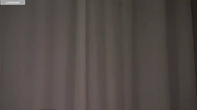 MelaniSeiver online show from December 16, 2025, 1:21 am