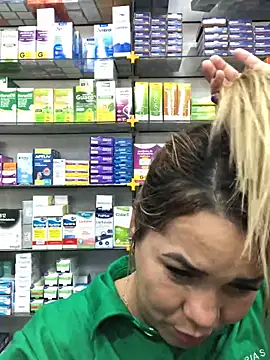 Snapshot of imoly99 chatting on October 29, 2025, 7:04 pm imoly99 online show from October 29, 2025, 7:04 pm