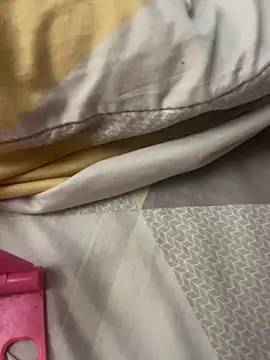 Snapshot of DazzzlingDame chatting on February 14, 2026, 5:15 am DazzzlingDame online show from February 14, 2026, 5:15 am