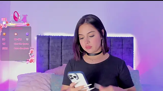 AnaLevii online show from September 15, 2025, 12:54 am