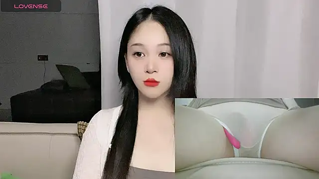 woaiqinqin online show from September 14, 2025, 1:32 pm