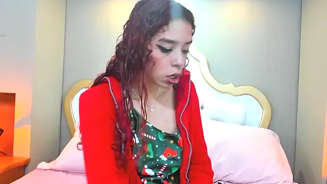 AteneaGreyy online show from December 20, 2025, 12:12 pm