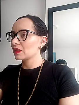 Snapshot of sarita_star chatting on October 15, 2025, 4:51 pm sarita star online show from October 15, 2025, 4:51 pm