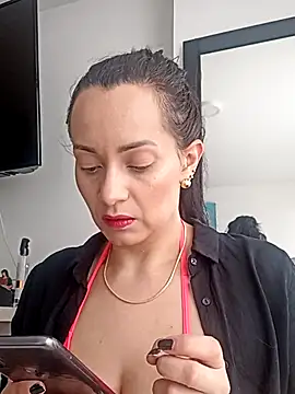 Snapshot of sarita_star chatting on October 22, 2025, 5:02 pm sarita star online show from October 22, 2025, 5:02 pm